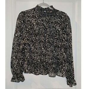 Lush Black Floral Smocked High Neck Long Sleeve Blouse L795250A12